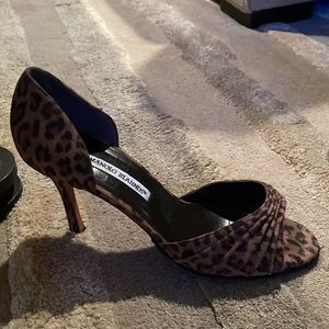 Manolo Blahnik leopard suede Dorsey pumps worn once